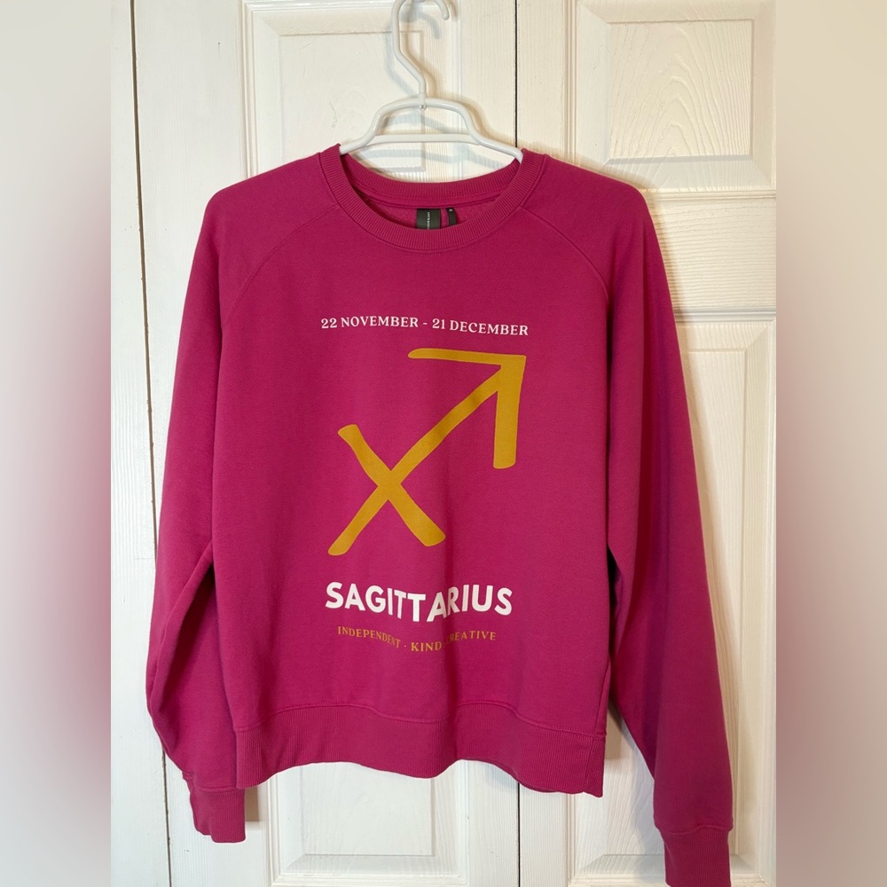 Anthropologie XS Crew Neck Sagittarius  Pullover Sweatshirt Zodiac Sign Hot Pink